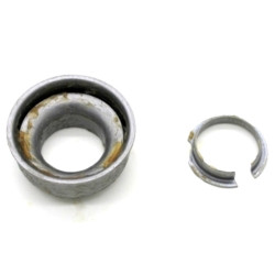 column bearing Fiat 124...