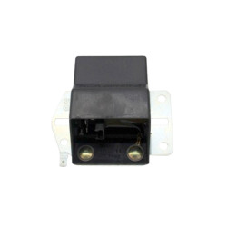 voltage regulator Fiat 126...