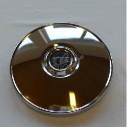 Kryt kola Fiat 124...