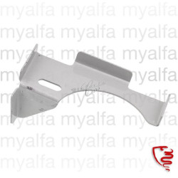 Úchyt výfuku podlaha kufru...