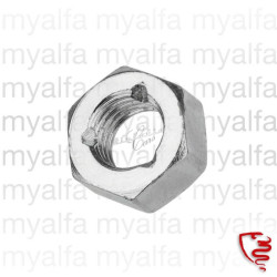 Pojistná matice zadní hnací...