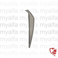 Plech mezi přední...